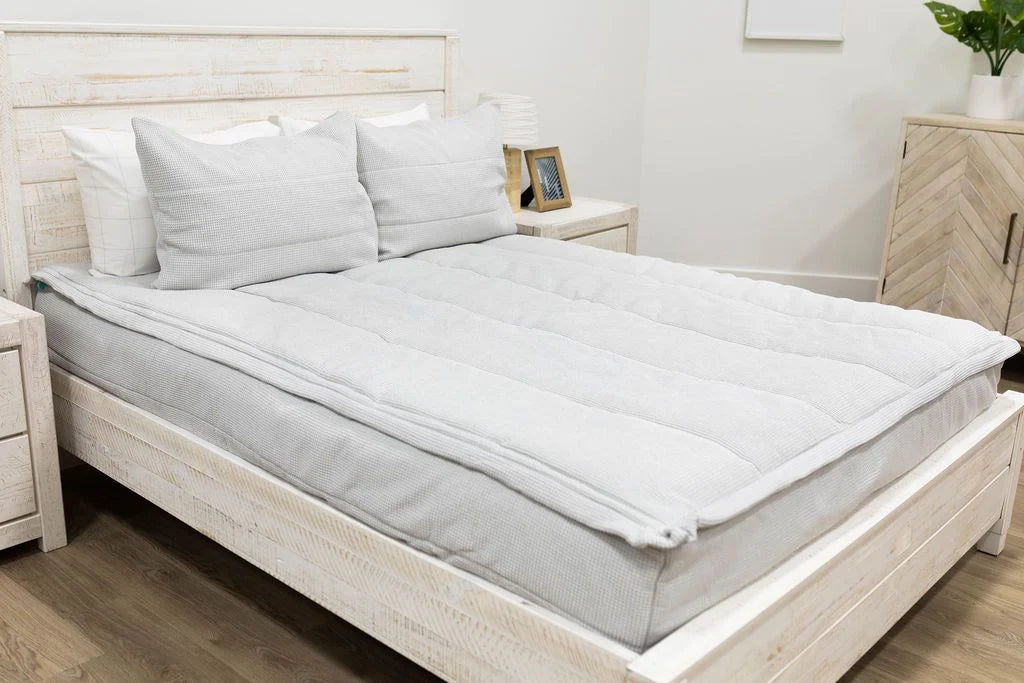 beau luke Bedding