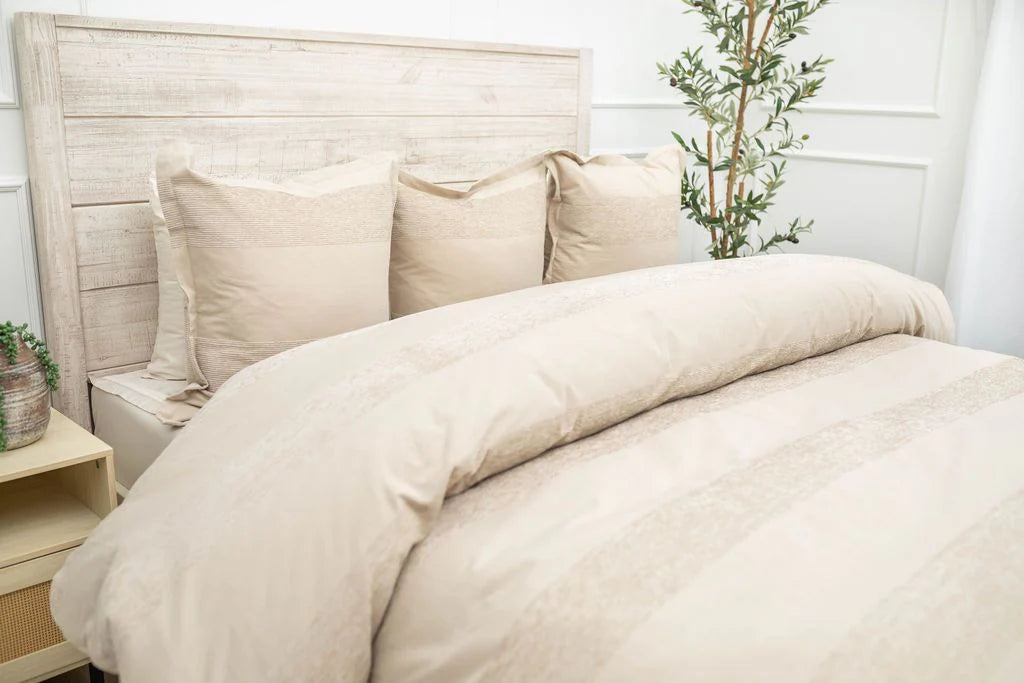 Mason Bedding